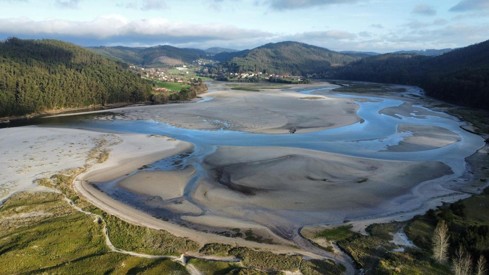 Beachfront Surf & Holiday House, Charming & Quiet Villarrube Eksteriør bilde